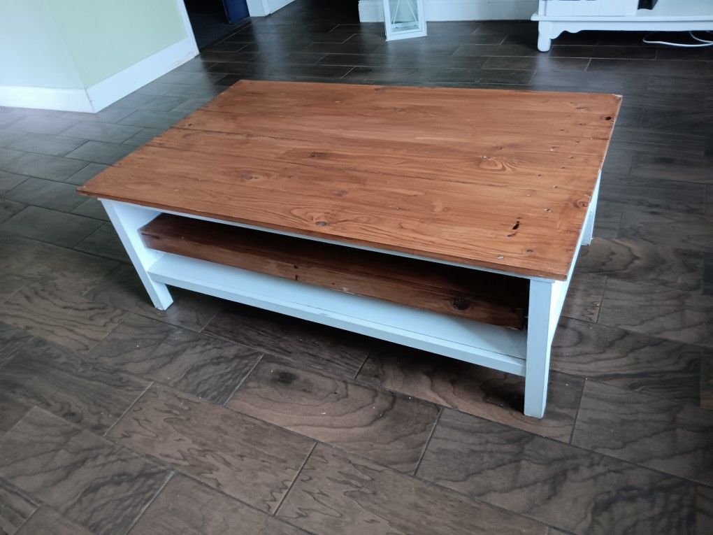 Farmhouse Table