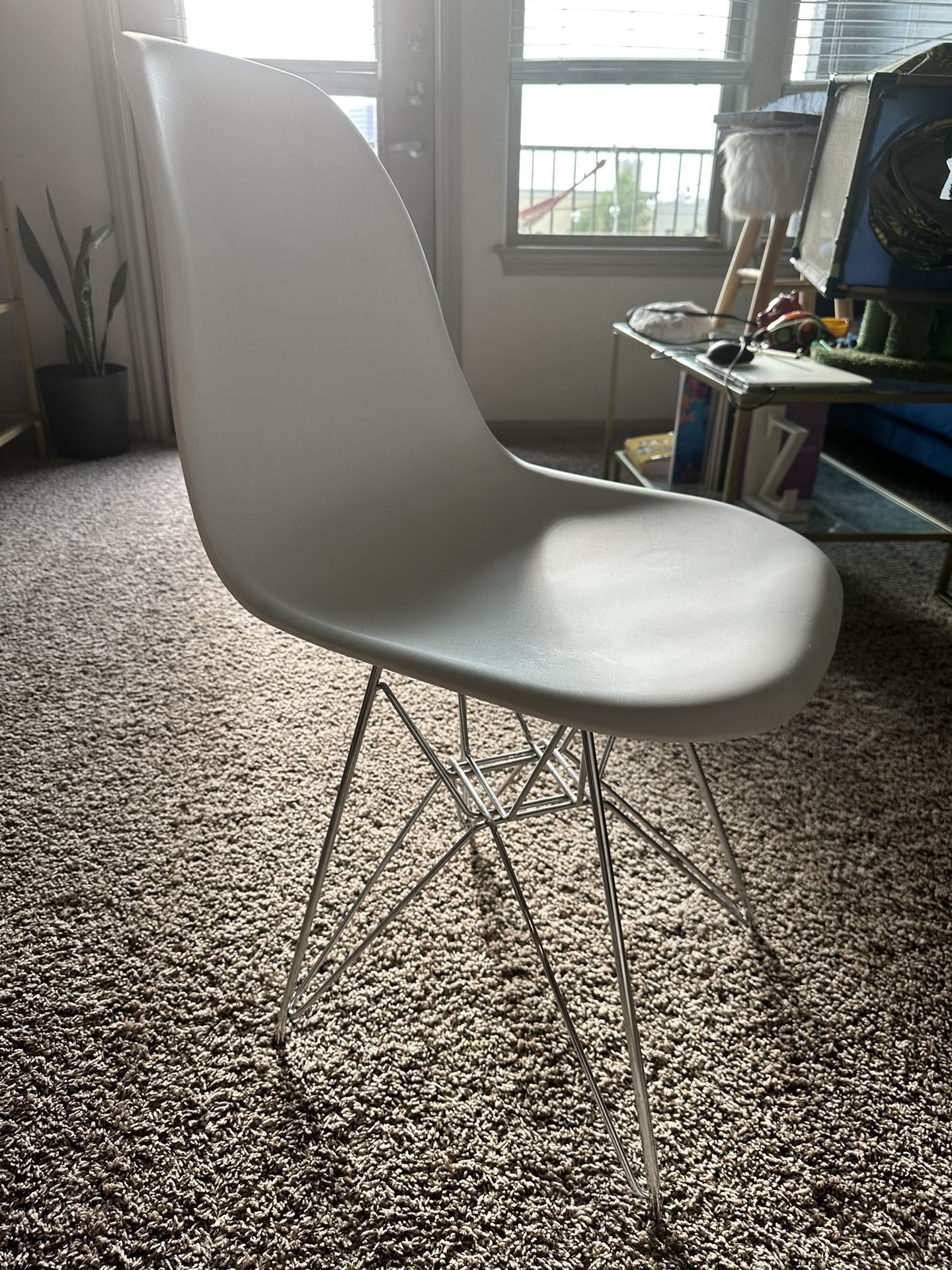 White Desk Chair