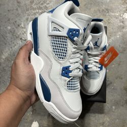 Jordan 4 Military Blue 6.5Y 8 Women