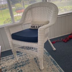 1 Outdoor Patio Chair 