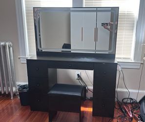Makeup Vanity set with stool, LED Lighted Mirror & Power Outlet & 7 Drawers