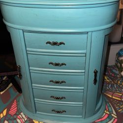Vintage Jewelry Box