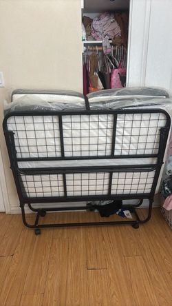 Full size Foldable bed
