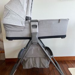 Nuna Baby Bassinet