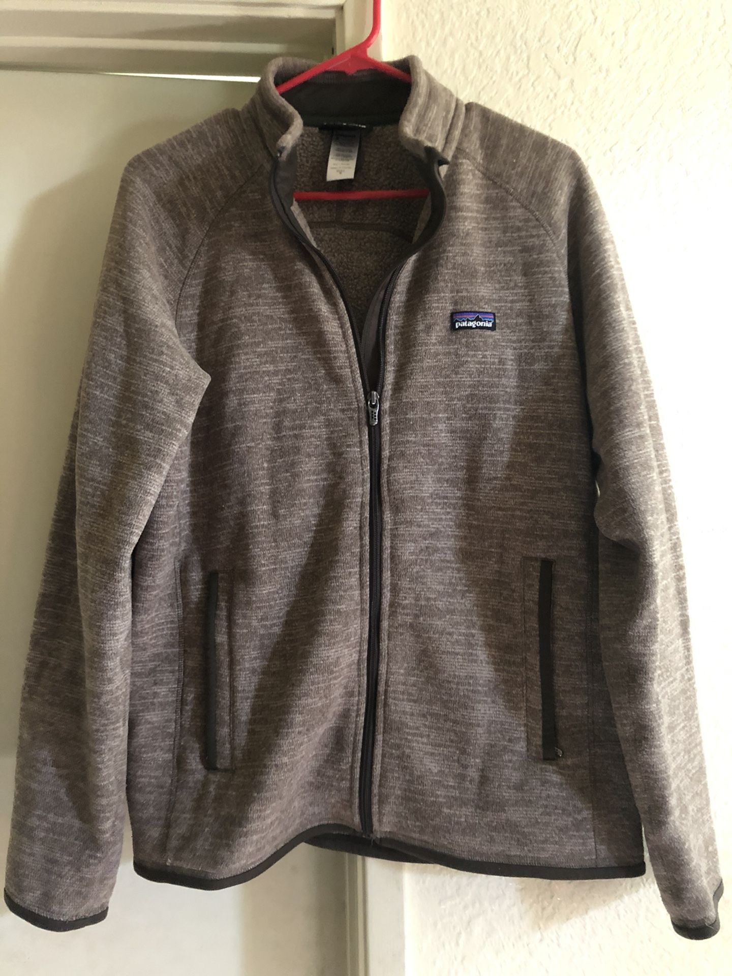 Patagonia men’s M brown zip up better fleece