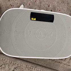 Merach Vibration Plate Exercise Machine