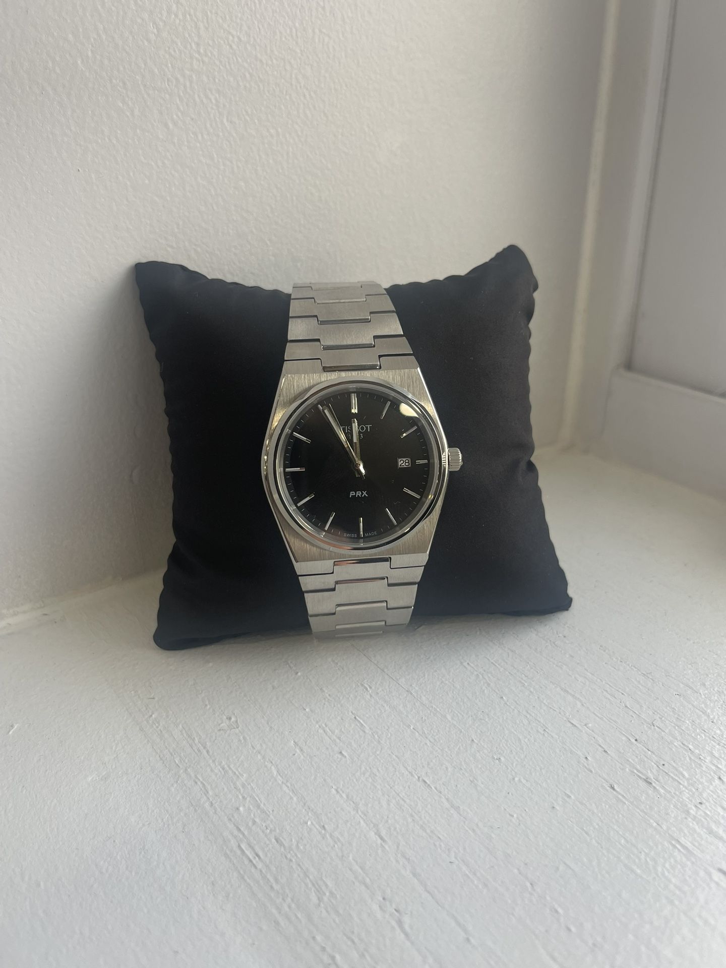 TISSOT PRX 40MM STAINLESS STEEL BLACK DIAL MEN'S WATCH T137.410.11.051.00