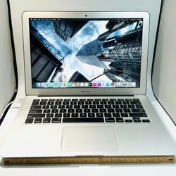 MacBook Air 2015 i5 8GB 128GB SSD Fully Functional OS Monterey