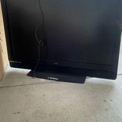 Vizio 32” Flat Screen TV With Stand – Works Great