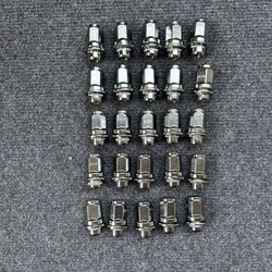 25 OEM Toyota Lugs For Tundra/tacoma/sequoia/4runner