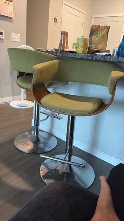 Bar stool