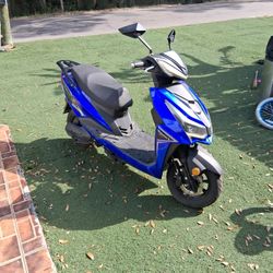 2023 E STRIKE SCOOTER 150cc