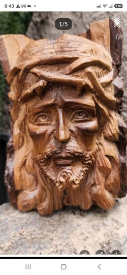 Hand carved Jesus, see 4 pics