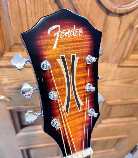 Fender T-Bucket Dreadnought Flame Maple Acoustic Guitar - Beautiful NEW Condition - Gibson PRS Breedlove Martin