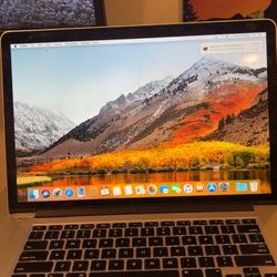 Apple MacBook Pro
