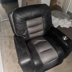 Comfortable Black Recliner Chair with Cup Holder