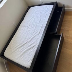 Twin Bed Frame W/ 2 Drawers And Mattress. Cama Con Cajones Y Colchon.