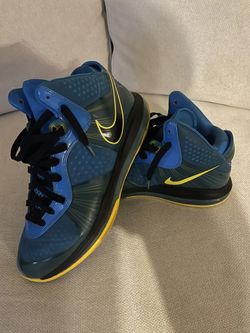 Nike LeBron 8 V2 “entourage “ Sz11