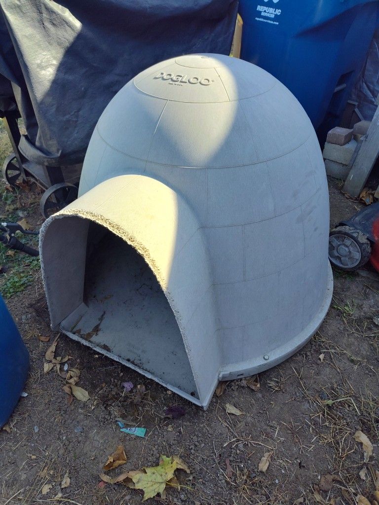 Dog Igloo