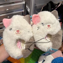  Squishmallows Fuzz-A-Mallows slippers
