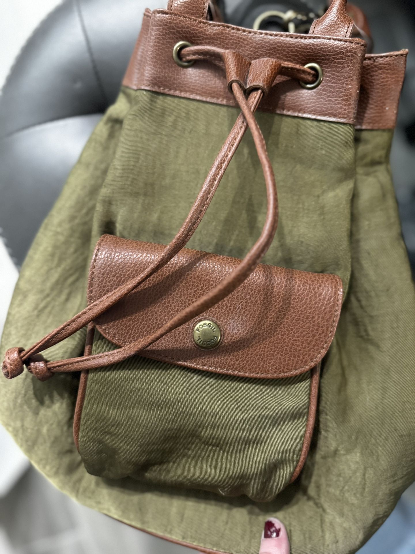 Vintage Fossil Green Bucket Bag w/Adjustable Strap, Brown Leather, Vtg Purse