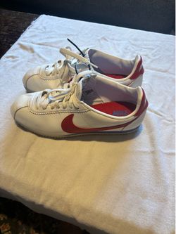 Men Nike Shoes Size 10 $50 OBO