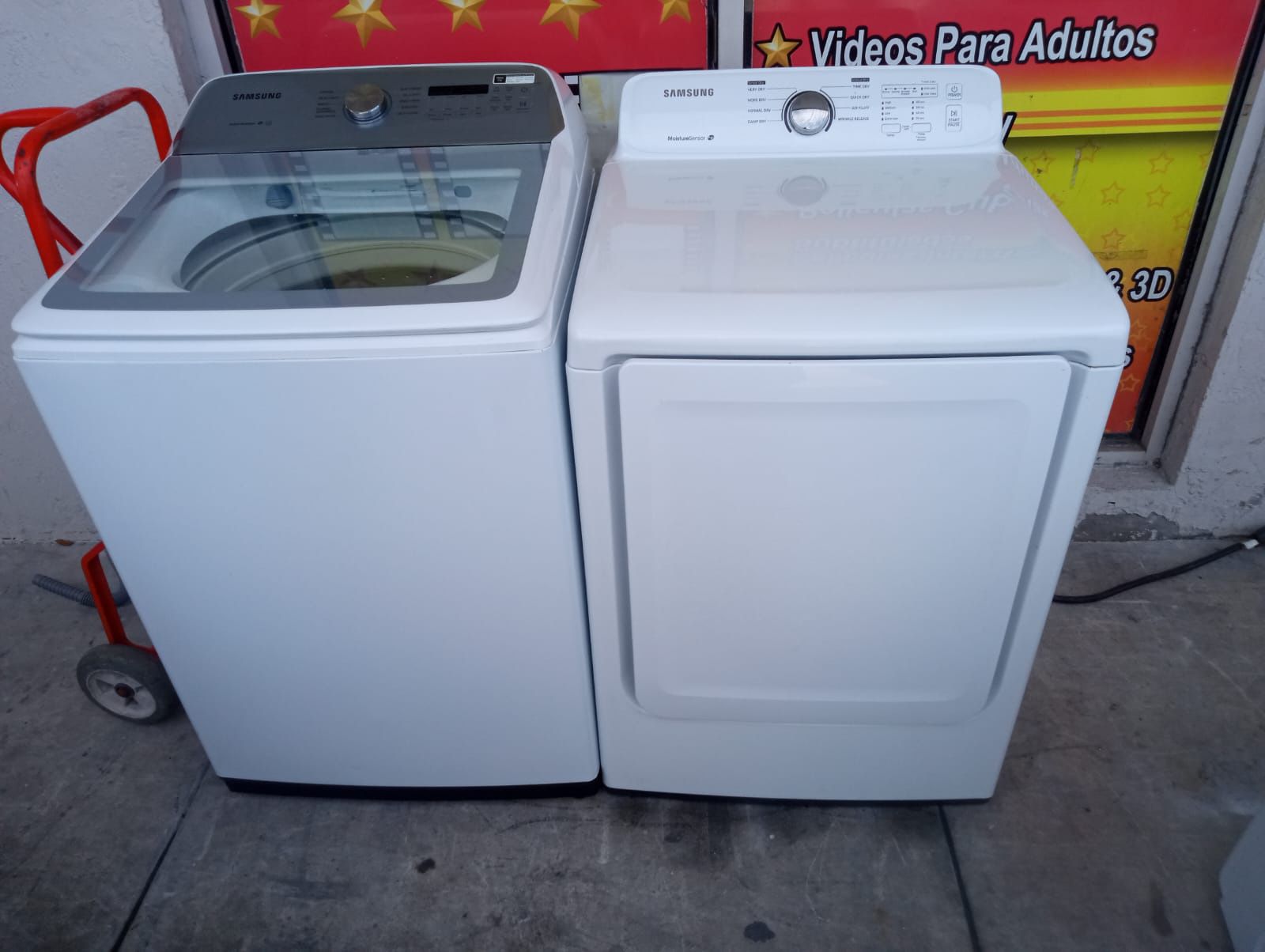 Washer And Dryer Like New With Warranty Perfect Condition 