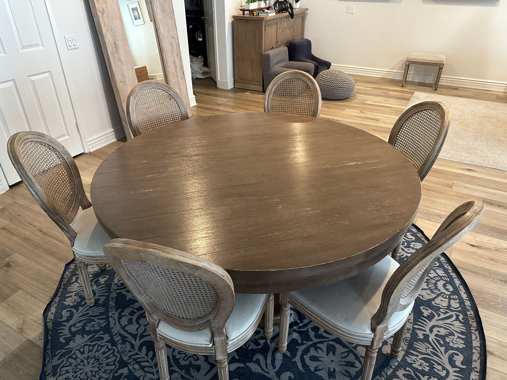 6 Dining Chairs