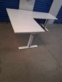 White Height-Adjustable Standing Desk
