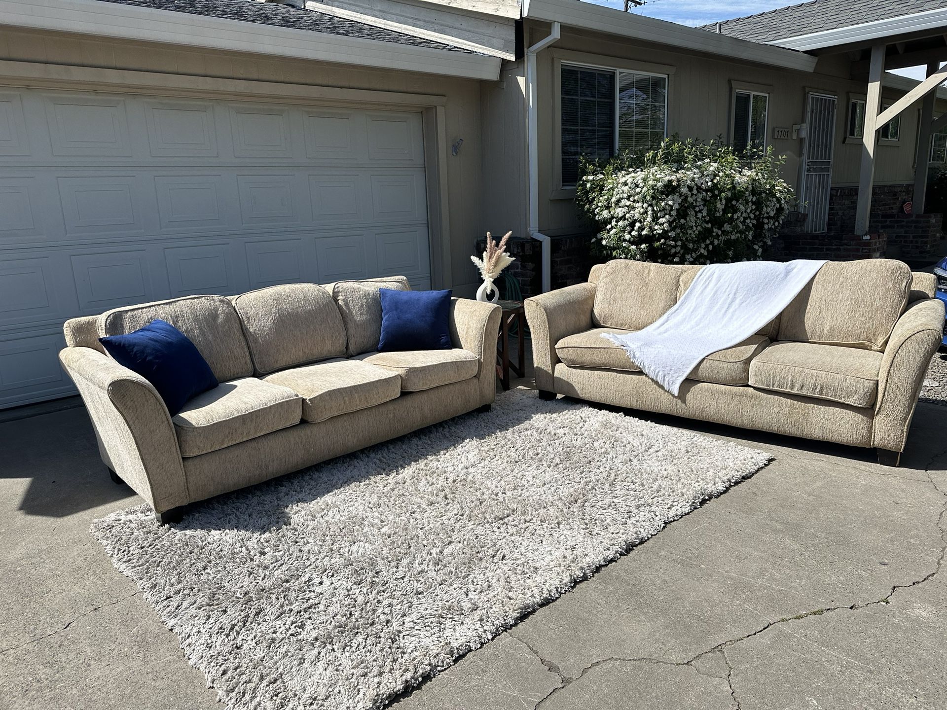 Free delivery-Ashley furniture , beige ,  Matching sofa/couch Set