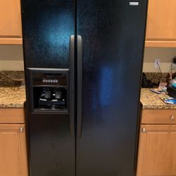 Kenmore Side By Side Black Refrigerator 