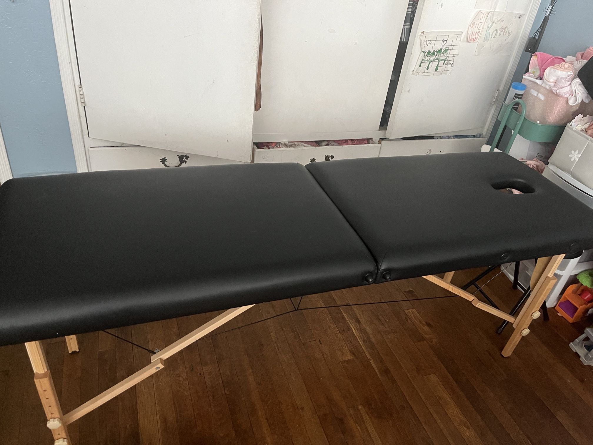 Lash Bed/ Massage Table