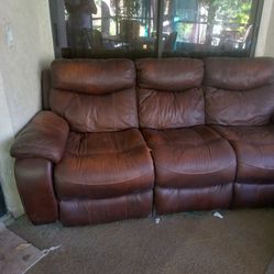 Recliner couch 
