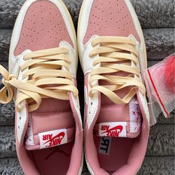 TRAVIS SCOTT JORDAN 1