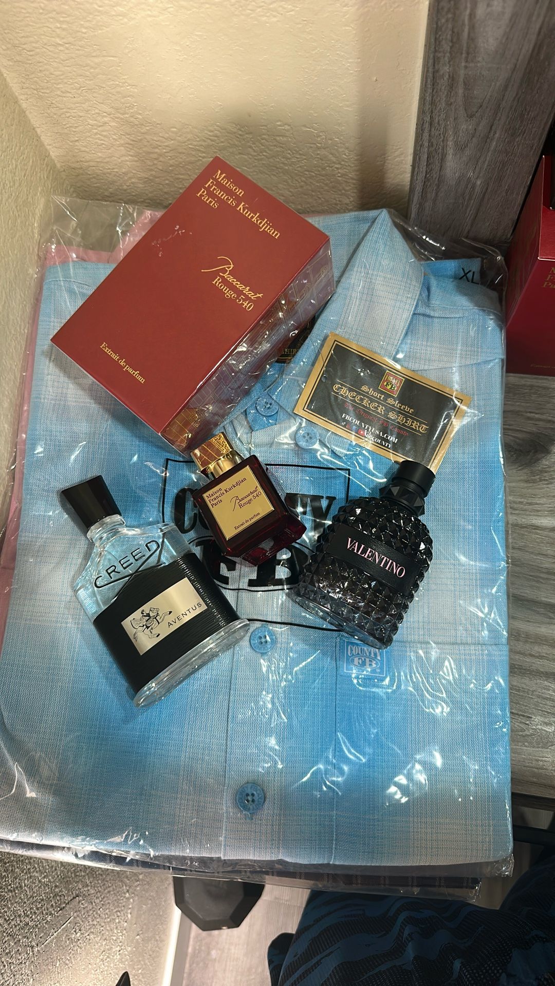 Colognes / Fragrance 1:1 Good Quality!