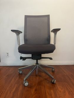 AMQ Zilo Office Chair (NEW)