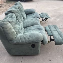 Free Laz-e-Boy Recliner