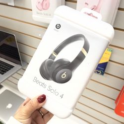 Beats Solo 4