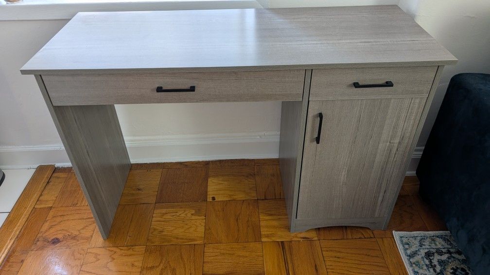 Computer Desk With Storage 