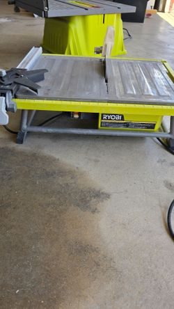 RYOBI 7 inch corded tile saw