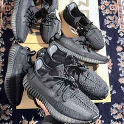 Adidas Yeezy Boost 350 V2 ‘ Onyx’