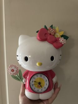 Hello Kitty Desk Blossom Clock