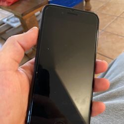 iPhone 8 Unlocked - Excellent Condition