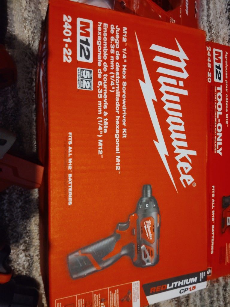 Milwaukee Cordless Hex Screwdriver Kit