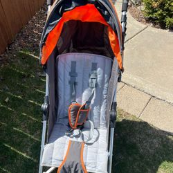 Folding stroller