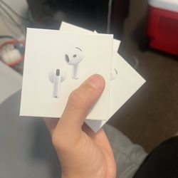 AirPods 4