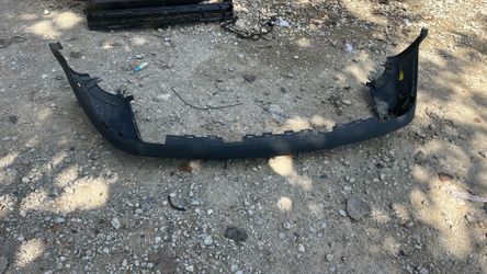 2021-23. RIVIAN R1S REAR BUMPER UPPER
