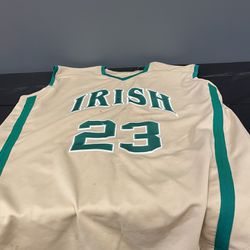 LeBron James' high school jersey up for auction