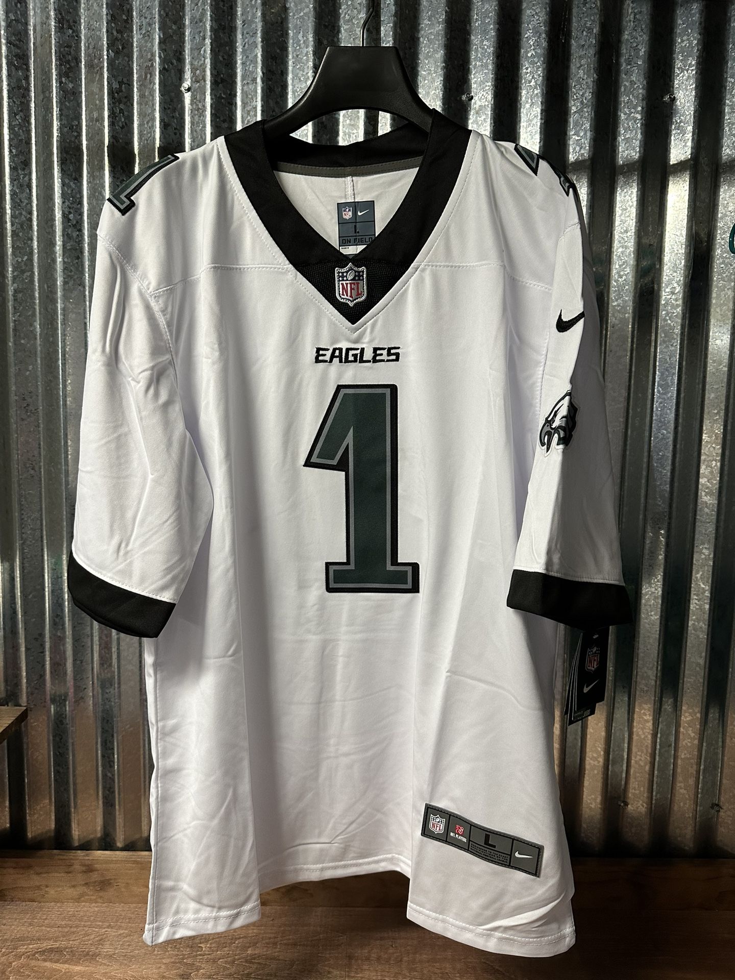Jalen Hurts Nike On Field Jersey NWT Large