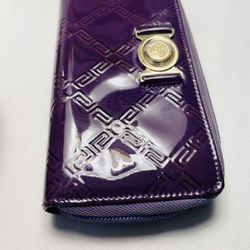 Patient Leather Long Wallet Versace 
